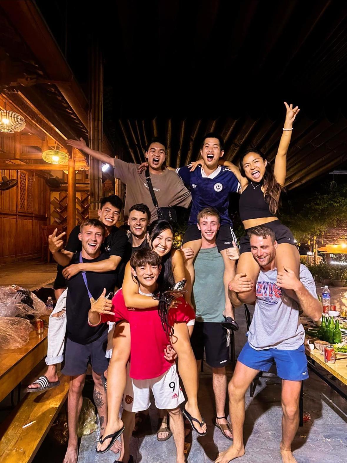 Lazy Cat Homestay - Motorbikes Rental & Tours Hà Giang Eksteriør billede