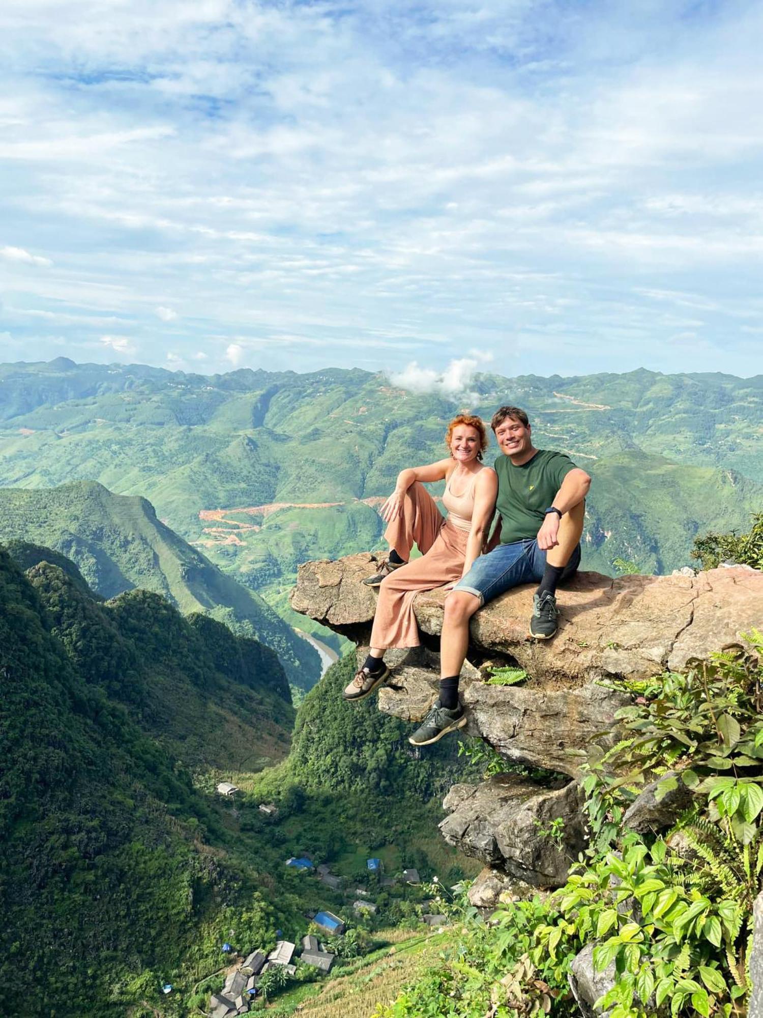 Lazy Cat Homestay - Motorbikes Rental & Tours Hà Giang Eksteriør billede